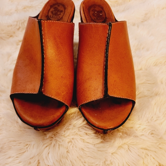 Ariat Wedge Platform Slip In Leather Sandals Size 9B - Picture 11 of 11